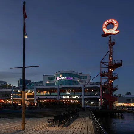 Coast Lonsdale Quay Hotel-2