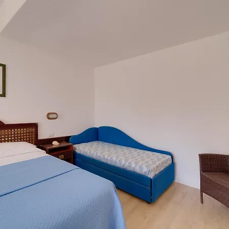 Hotel Antares-2