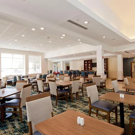 Hilton Garden Inn Winchester-3