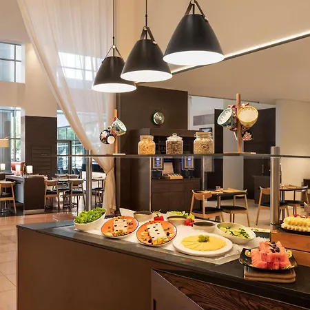Ibis Dubai Al Rigga-3