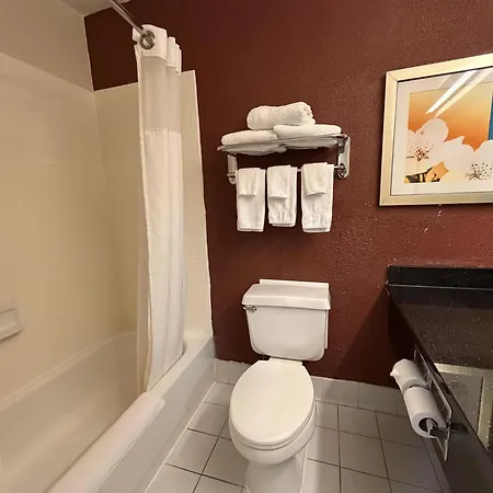 Surestay By Best Western Norman-2