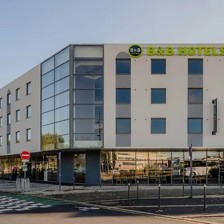 B&B Hotel Maubeuge Gare-3