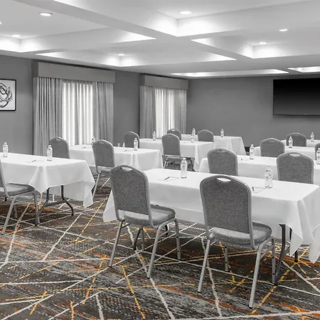 Hampton Inn Olathe-2