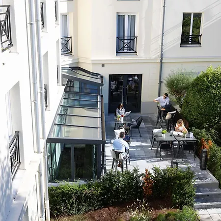 ibis Valenciennes-3