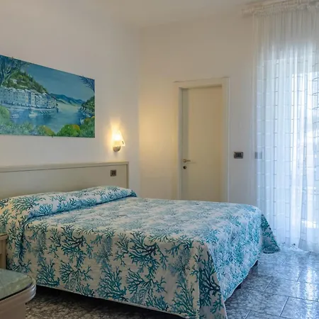 Hotel Riviera-2