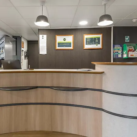 B&B HOTEL Rouen Centre Rive Gauche-3