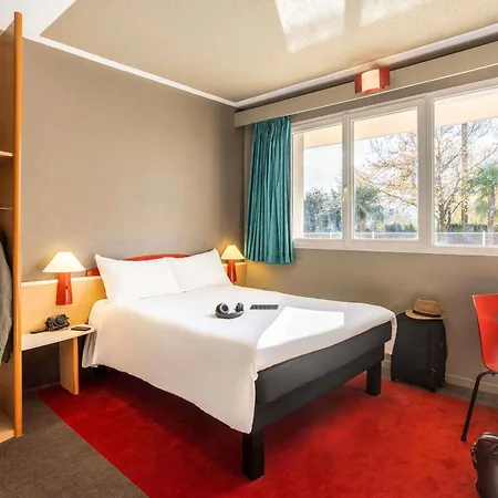 Ibis Tarbes Odos-3