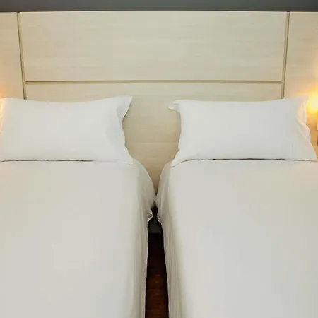 Ibis Montevideo Rambla-3