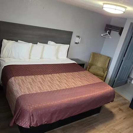 Plaza Motel-2