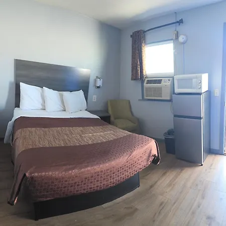 Plaza Motel-3