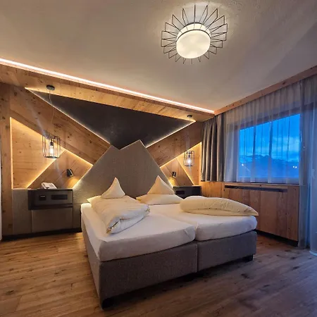 Alpenhotel Laurin-2
