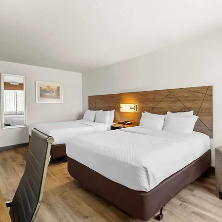 Quality Inn Evanston Near Wyoming Downs-2