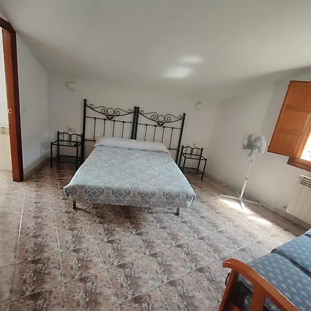 Hostal La Alberca-3