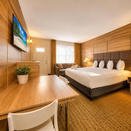 Club Lux Resort By The Beach-3