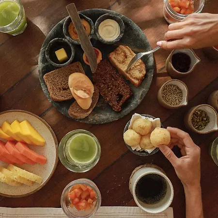 Barracuda Hotel & Villas-3
