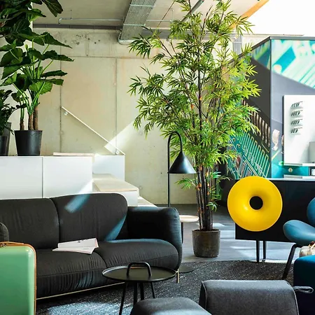 Ibis Styles Delft City Centre-2