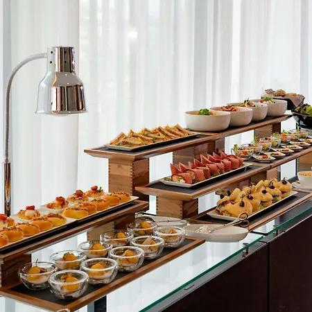 Moevenpick Hotel Basel-2