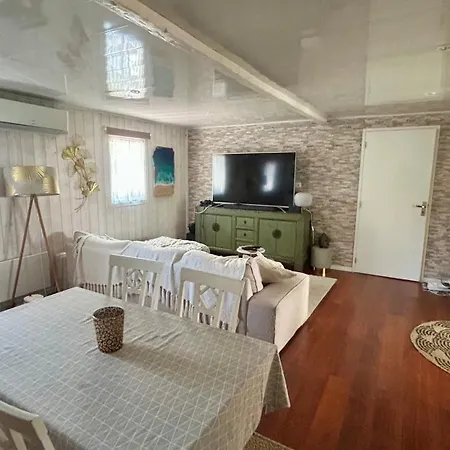 Bungalow de luxe de 60m2 dans camping 5 étoiles-2