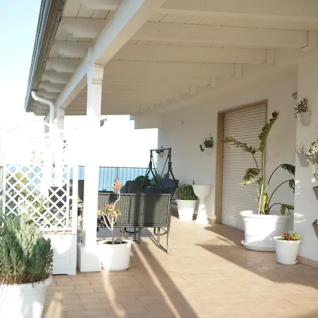 TROPICAL ROOMS Vista Mare-3