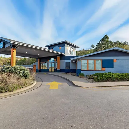 Travelodge By Wyndham Rapid City-2