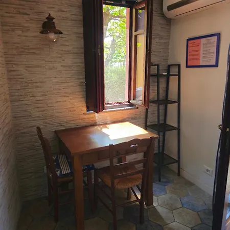 Il Borgo Di Campi-2