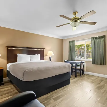 Quality Inn & Suites Santa Maria-2