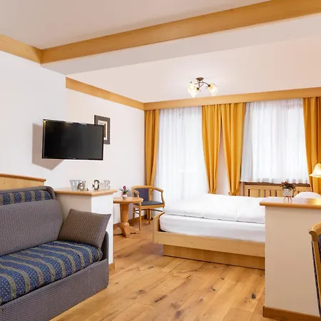 Hotel Pareda-2