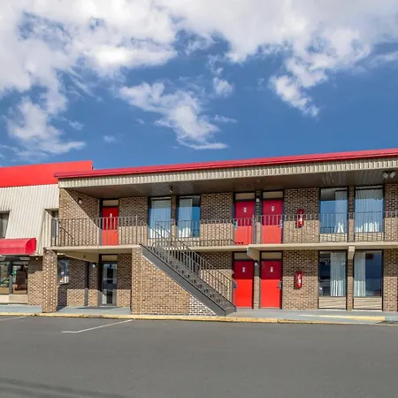 Econo Lodge Creedmoor - Butner-2