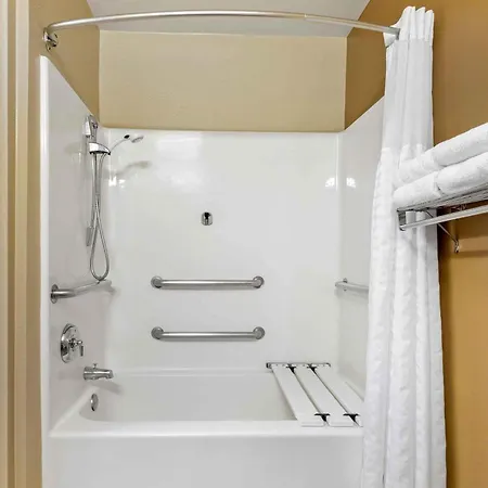 Extended Stay America Select Suites - Rockford - State Street-2