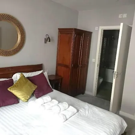 Friars Wynd Guest Rooms-3