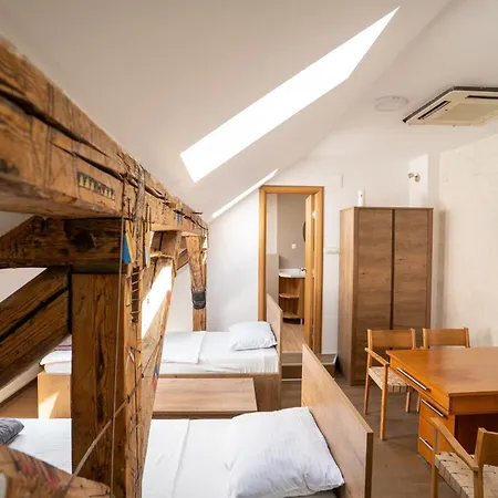 Privilege Room'S By Central Park-3