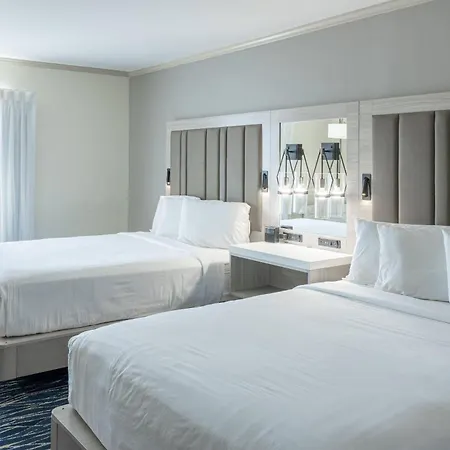 Inn On The Square, An Ascend Collection Hotel-2