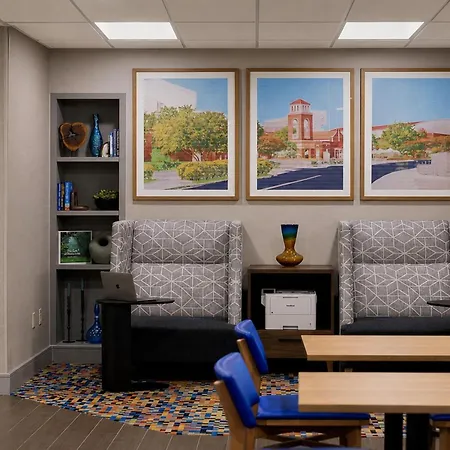 Hampton Inn Oxford/Conference Center-3