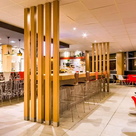 Ibis Marilia-3