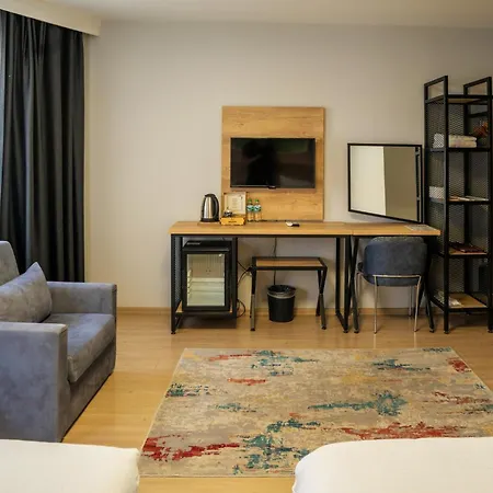 Adresin Hotel-3