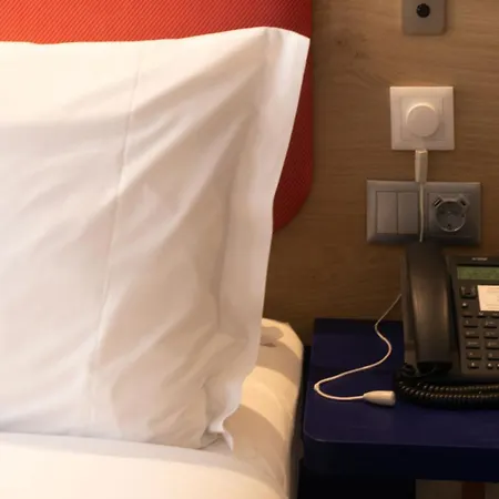 Holiday Inn Express & Suites Lisbon - Principe Real By Ihg-3