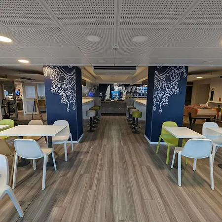 Ibis Budget Clermont Ferrand - Le Brezet - Aeroport-2