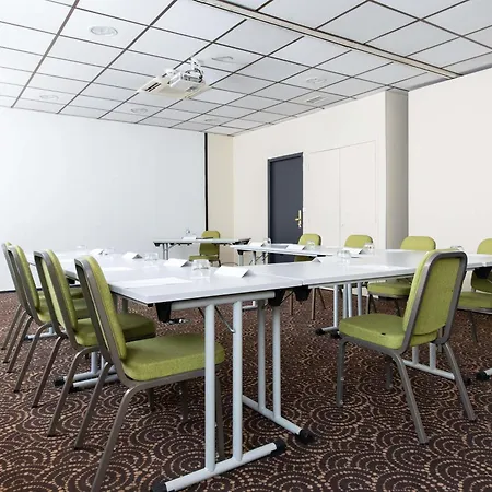 Mercure Arles Centre Arenes-2