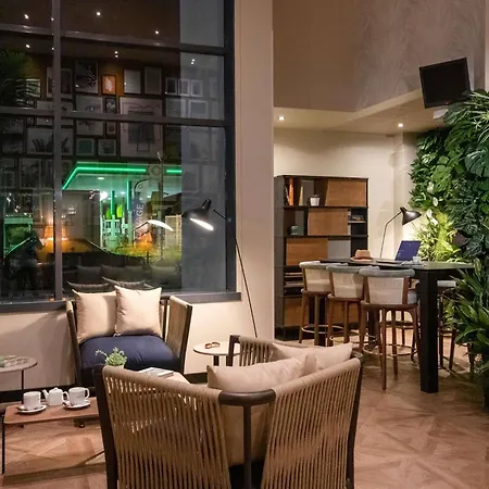 Novotel Suites Nice Airport-2