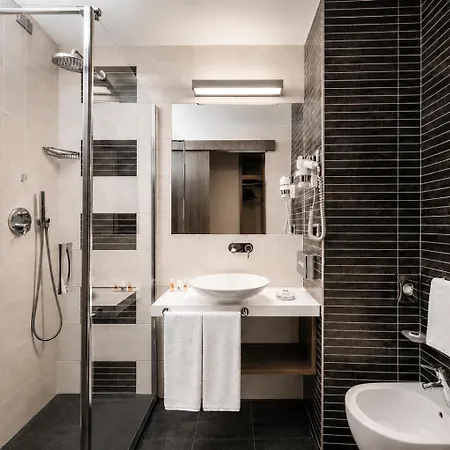 Hotel Mentana, By R Collection Hotels-3