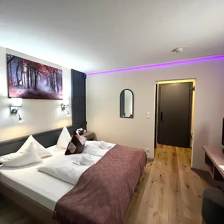 Hotel Schrofenstein-3