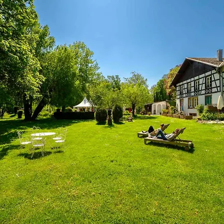 Chateau De Pourtales-2