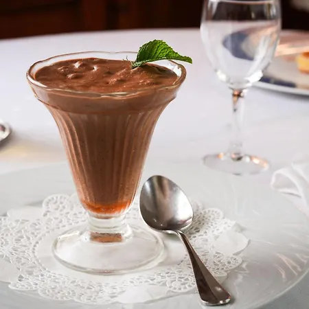 Logis Hotel & Restaurant Bergeret Sport-2