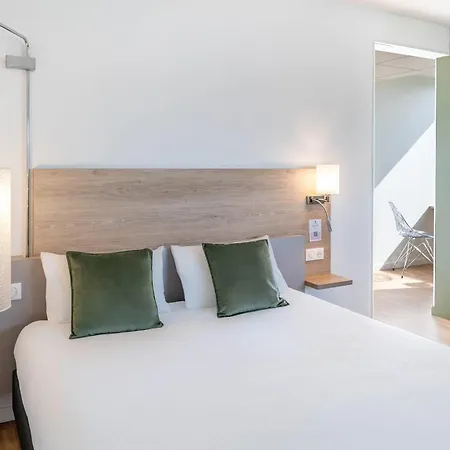 Sure Hotel By Best Western Dijon Sud-3