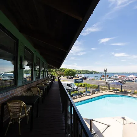 Harbor Shores On Lake Geneva-3