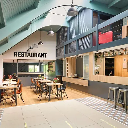 Ibis Abbeville-2
