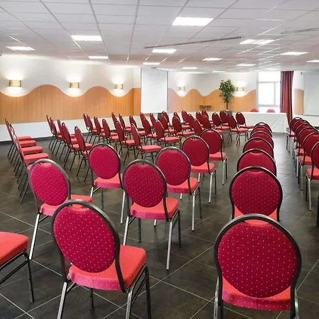 ibis budget Porte d'Aubervilliers-2