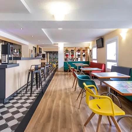 Ibis Rochefort-3