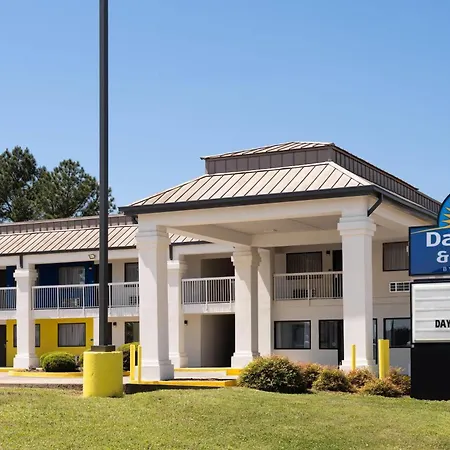 Days Inn & Suites By Wyndham Byram-2
