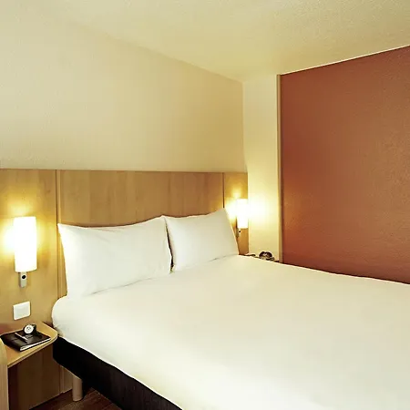 ibis Rambouillet-3